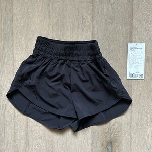 EUC track that short 3" black size 2 LINED lululemon